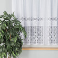 firanka-zakardowa-ze-wzorem-pasowym-wysokosc-150cm-kolor-001-bialy-018869-000-001-000150-1