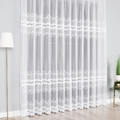 firanka-zakardowa-ze-wzorem-pasowym-wysokosc-250cm-kolor-001-bialy-648107-bis-001-000250-1