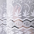 firanka-z-aplikacja-na-woalu-wysokosc-175cm-kolor-001-bialy-008415-233-001-000175-1