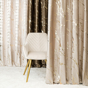 Hotový luxusný záves ZAMAT s krúžkami 140*250 cm farba tmavý krém so zlatou potlačou 