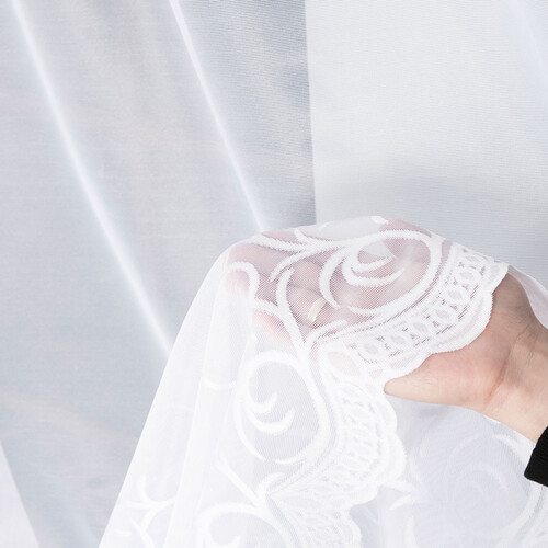firanka-zakardowa-ze-wzorem-pasowym-wysokosc-150cm-kolor-001-bialy-023297-000-001-000150-1